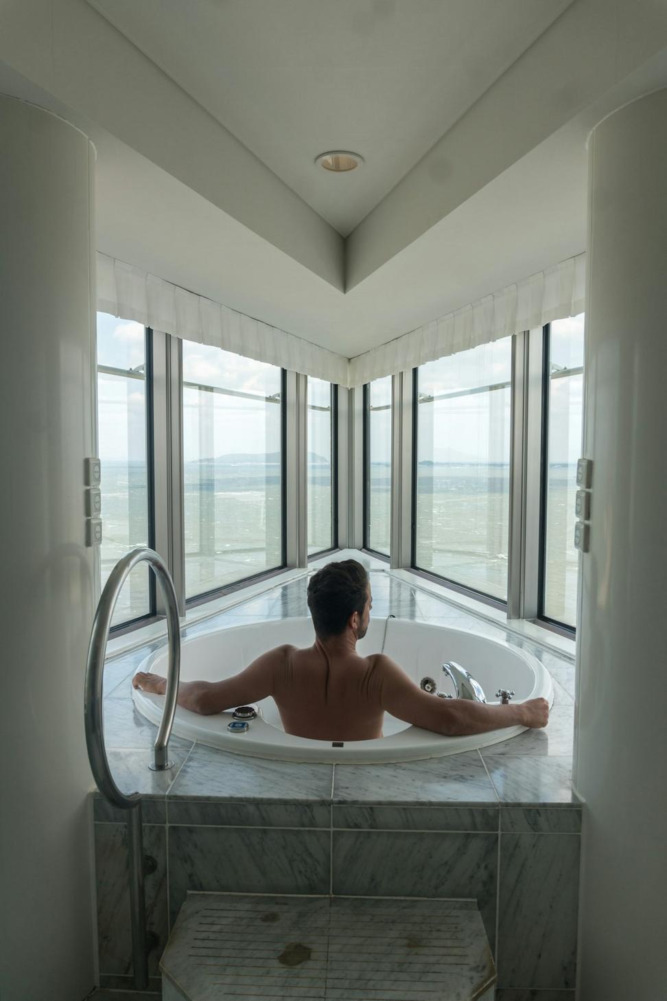 Alpine Serenity Suite